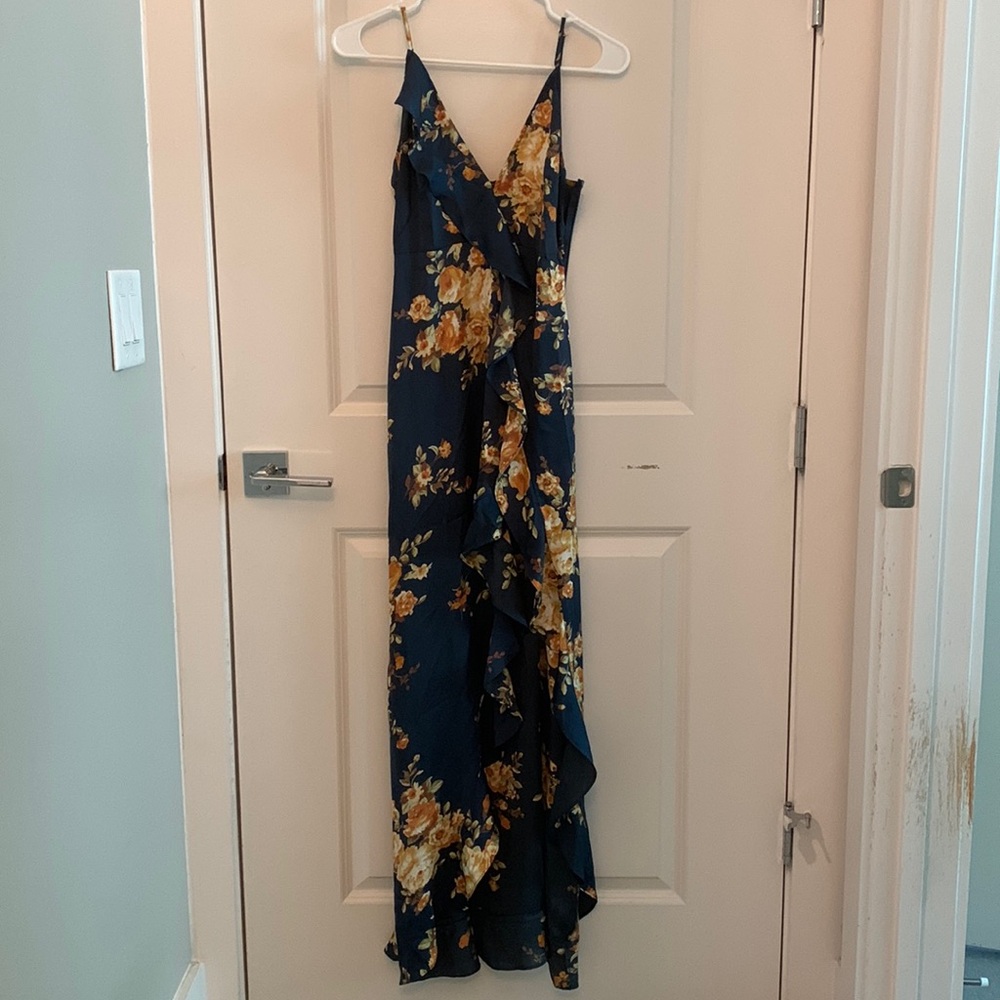Vestique floral maxi dress with slit